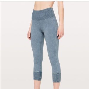 Wunder Crop 23” lululemon